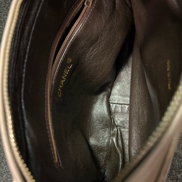 CHANEL 
Vintage Bijoux Chain Camera Bag - Picture 9 of 11